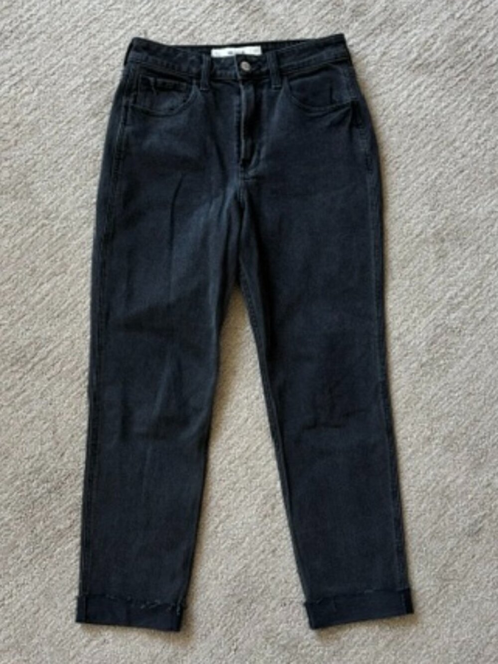 Hollister Women's Ultra High Rise Mom Jeans in Perfect Condition